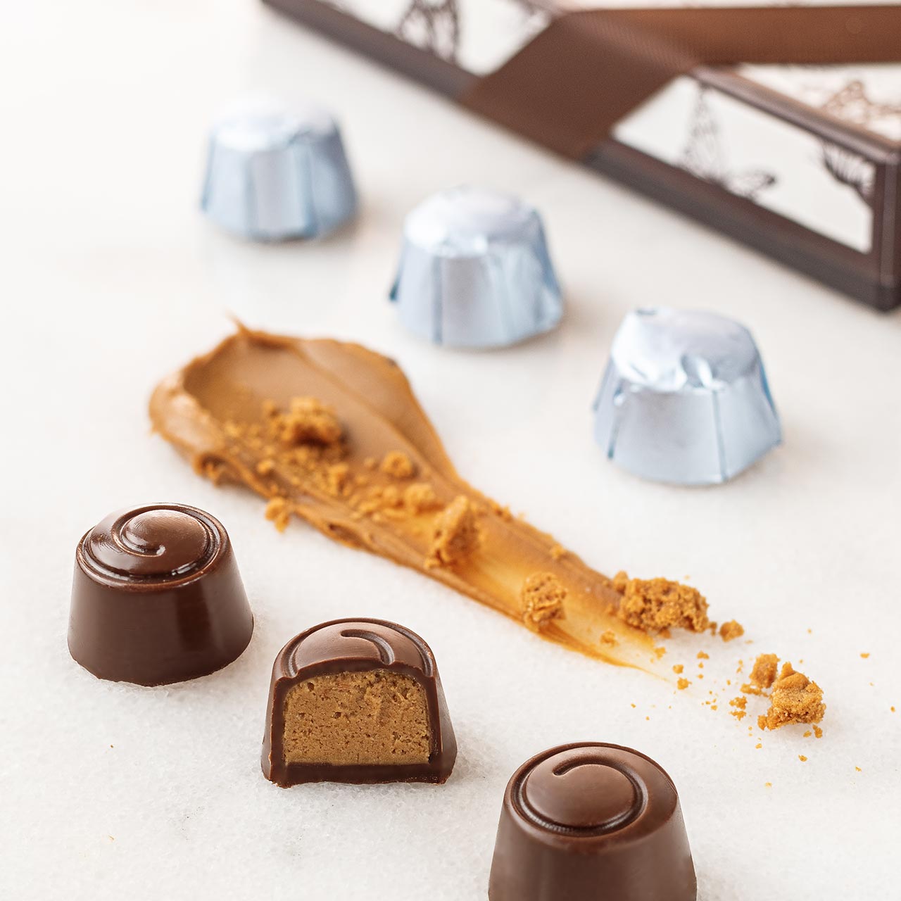Milk Chocolate Lotus Cream Praline