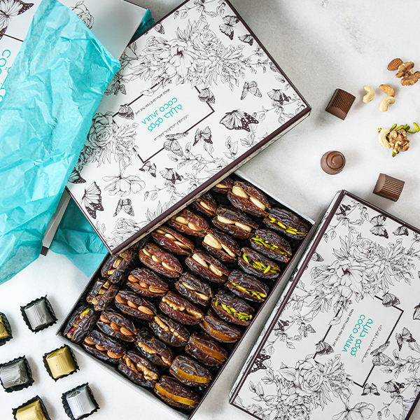 Coco Bloom Box with Assorted Medjool Dates