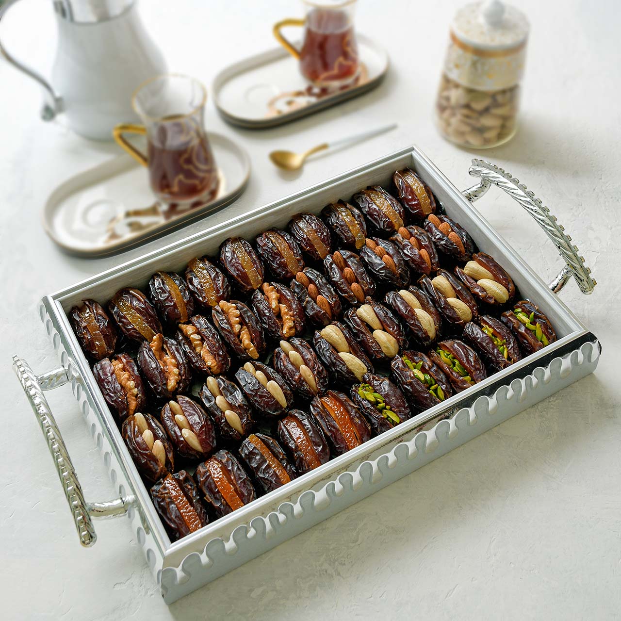 Luxury Tray with Assorted Medjool Dates