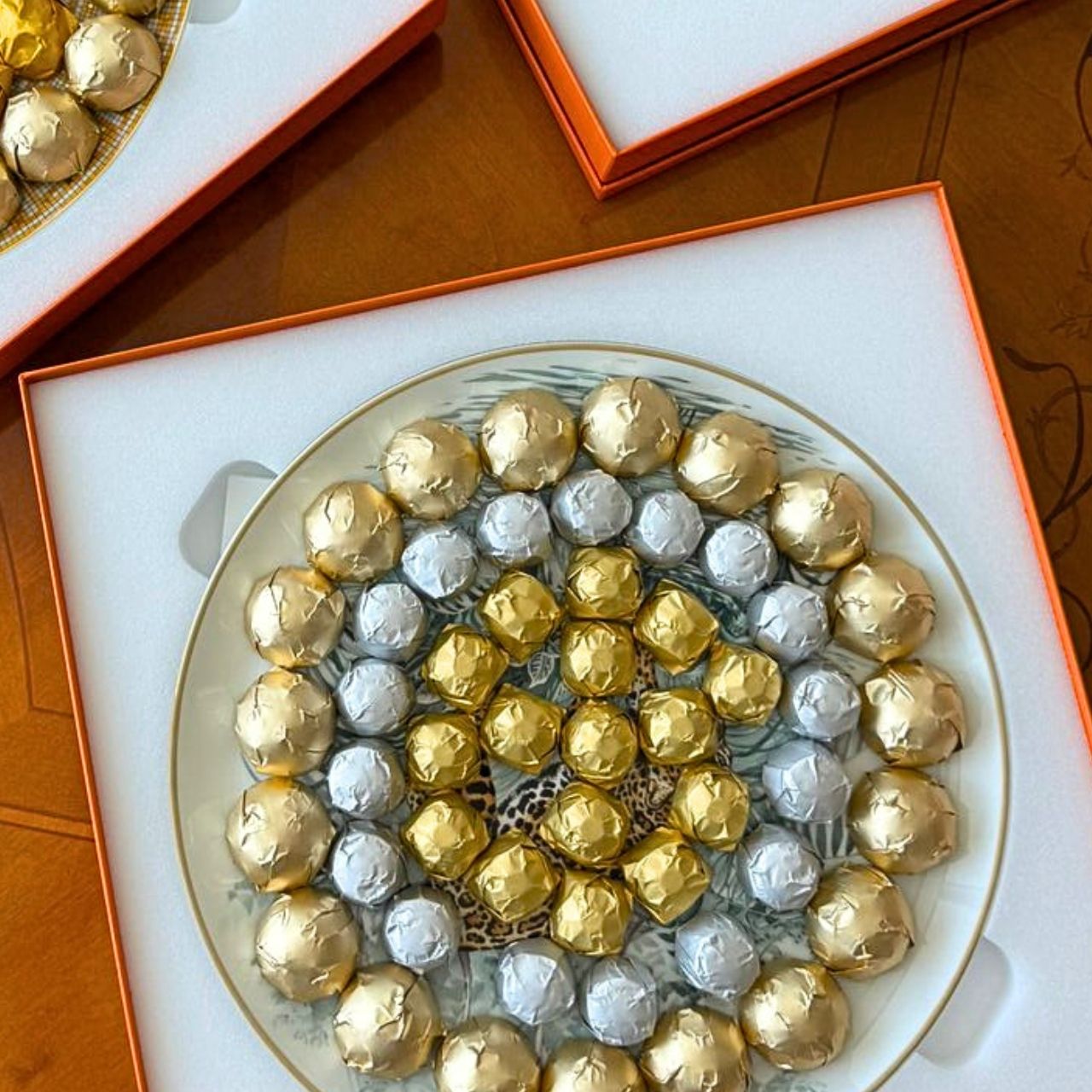 Eid Hermes Tray with Signature Pralines