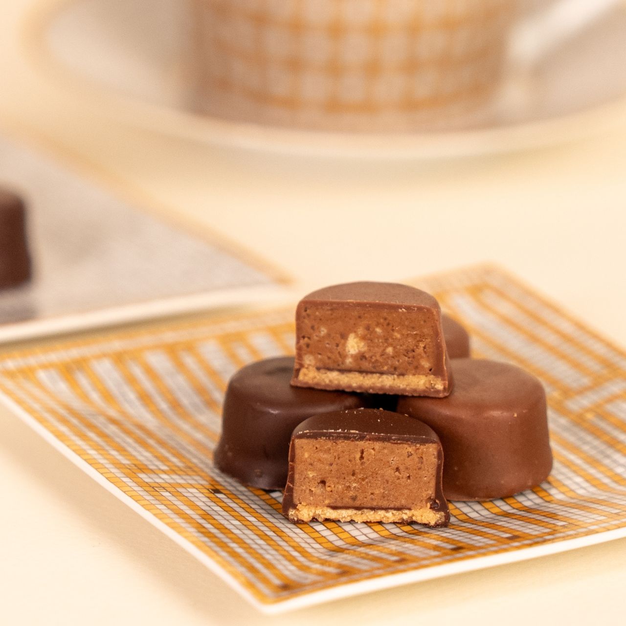 Milk & Dark Chocolate Gianduja Sablés Mini