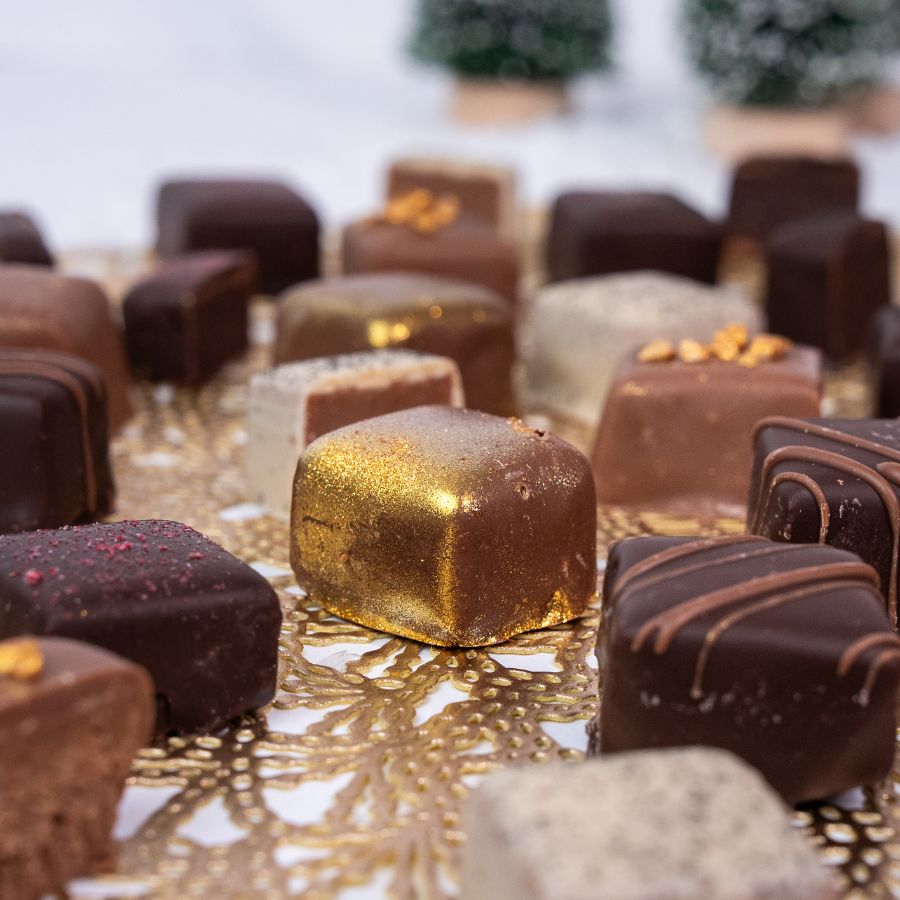 36-Piece Festive Luxury Gift Box