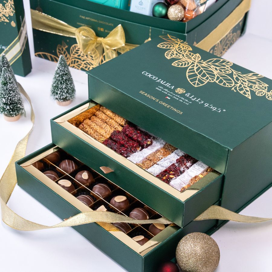Luxury Festive Gift Box with Chocolates, Authentic Lokum & Turkish Delight