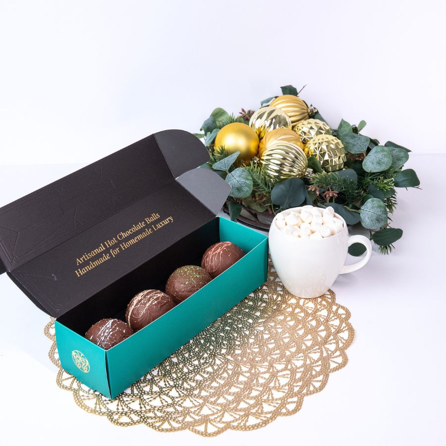 Luxury Festive Gift Box with Chocolates, Authentic Lokum & Turkish Delight